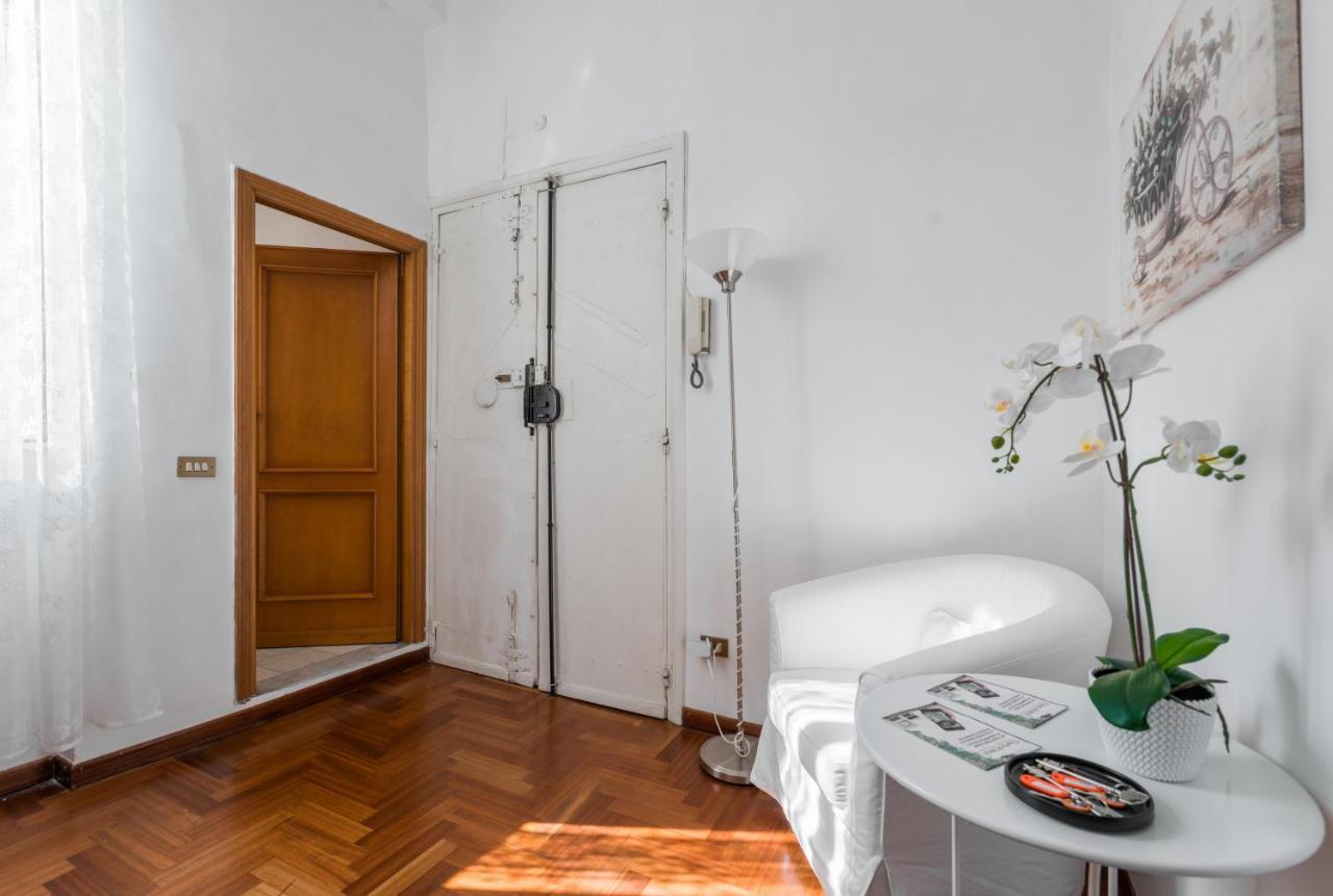 Appartamento Vicolo Delle Grotte Rome Exterior photo